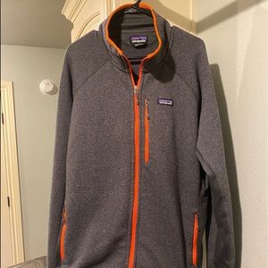 Patagonia Mens lightweight jacket. Lightly used.